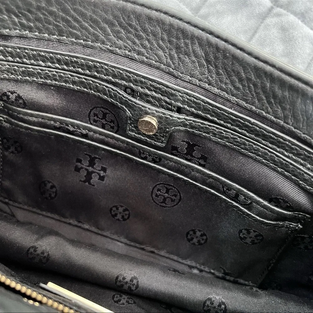 Tory Burch Britten Shoulder Bag Purse Black Leather Flap